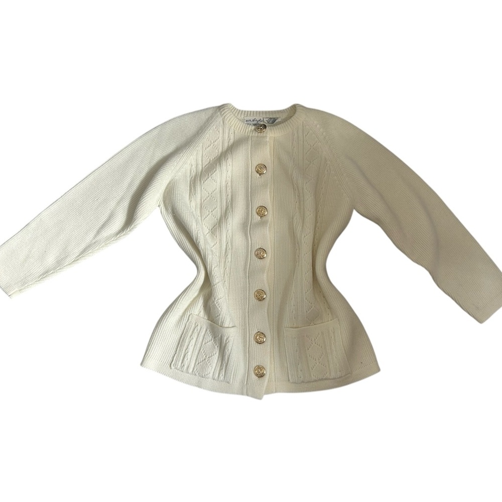 Vintage Preppy Cream Cardigan w/ gold buttons